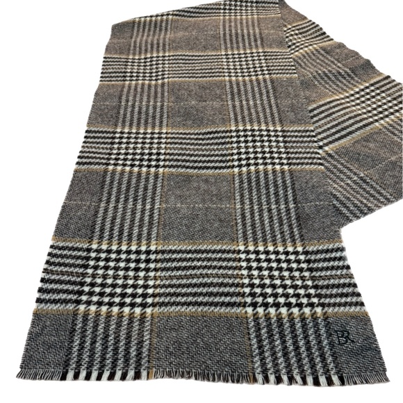 Banana Republic Wool Wrap – Taupe, Ivory & Charcoal Plaid – Oversized Scarf Shaw - Picture 6 of 7